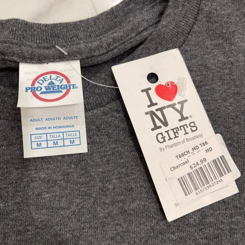 Gray New York Skyline T-Shirt  Size M NWT - Picture 6 of 6